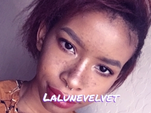 Lalunevelvet